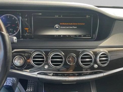Used 2016 Mercedes-Benz S 550 Sedan image 23