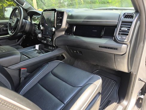 Used 2025 RAM 1500 Limited w/ Trailer Tow Group AWD/4WD image 12