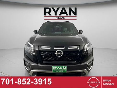 New 2025 Nissan Pathfinder Rock Creek image 12