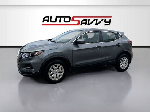 Used 2020 Nissan Rogue Sport S image 3