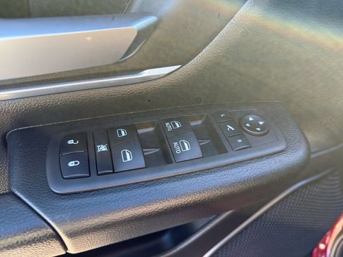 Used 2022 RAM 1500 Big Horn image 12