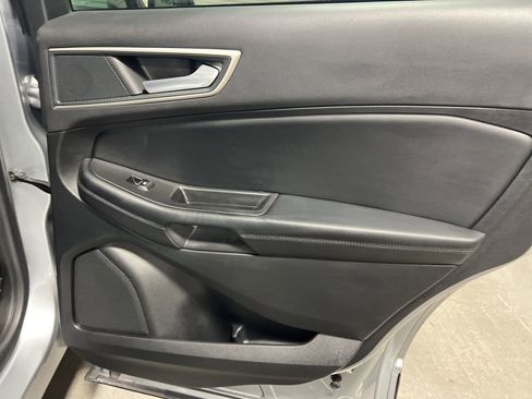 Used 2024 Ford Edge SEL image 13