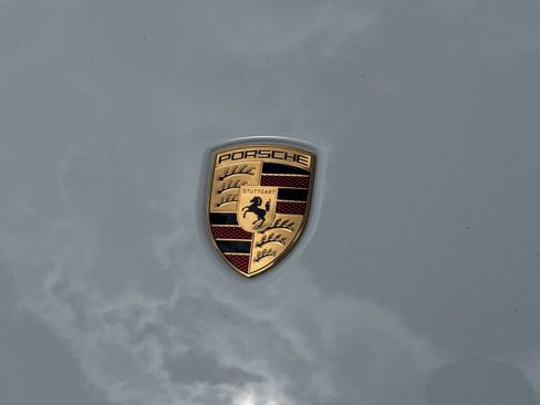 Used 2025 Porsche 911 Carrera RWD image 9