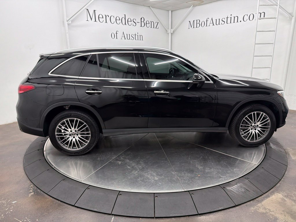 Certified 2024 Mercedes-Benz GLC 300 image 9