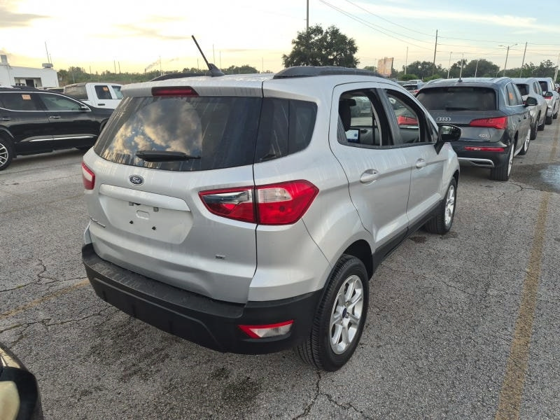 Used 2021 Ford EcoSport SE FWD image 4