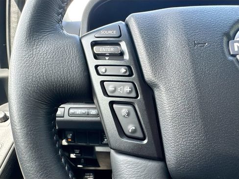 Certified 2024 Nissan Frontier SV w/ SV Convenience Package RWD image 9
