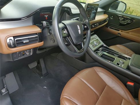 Certified 2023 Lincoln Aviator Reserve w/ Equipment Group 201A image 20