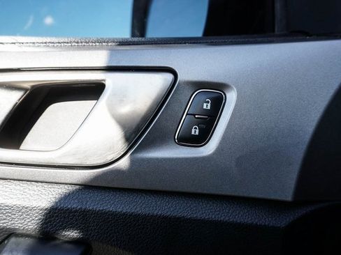 Used 2020 Ford Ranger XLT w/ Equipment Group 301A Mid image 14