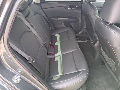 Used 2021 Kia Forte EX image 21