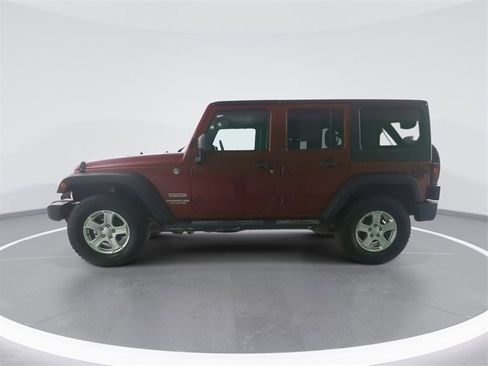 Used 2012 Jeep Wrangler Unlimited Sport image 6