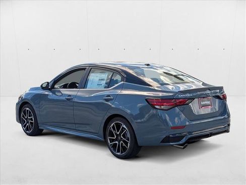 New 2025 Nissan Sentra SR image 8