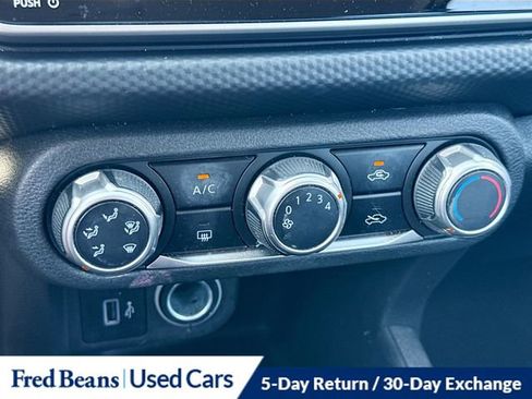 Used 2022 Nissan Kicks S w/ Interior Electronics Package FWD image 12