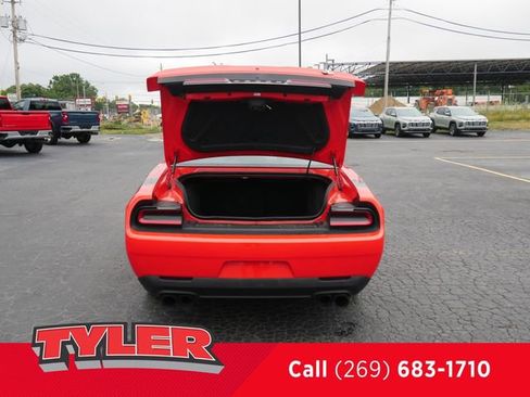 Used 2020 Dodge Challenger R/T w/ Performance Handling Group image 19