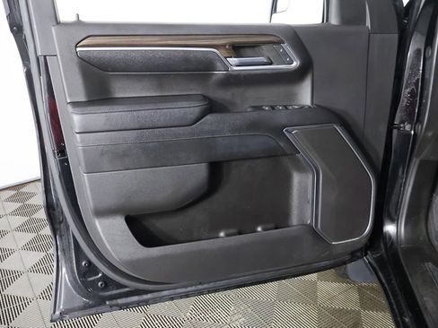 Used 2023 Chevrolet Silverado 1500 LT AWD/4WD image 19