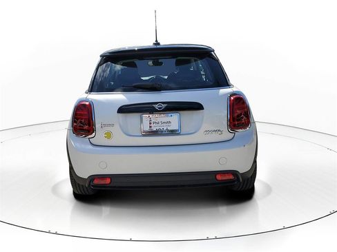 Used 2023 MINI Cooper SE image 4