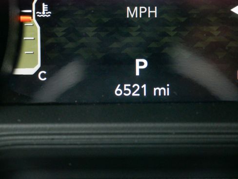 Used 2024 Jeep Wrangler Sahara w/ Safety Group image 22