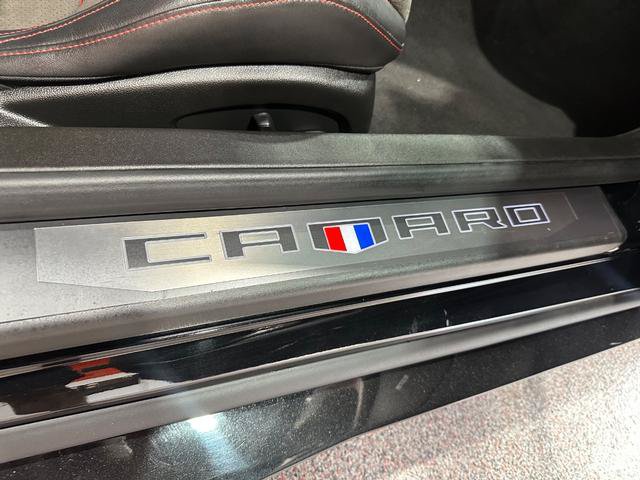 Used 2022 Chevrolet Camaro ZL1 RWD image 18