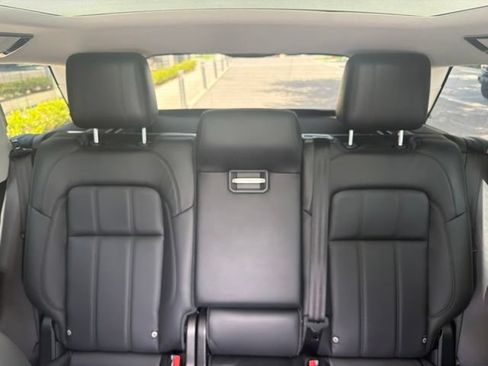 Used 2019 Land Rover Range Rover Sport HSE AWD/4WD image 9