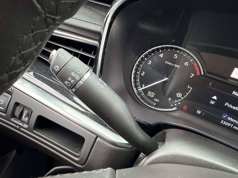 Certified 2024 Cadillac XT5 Premium Luxury AWD/4WD image 24