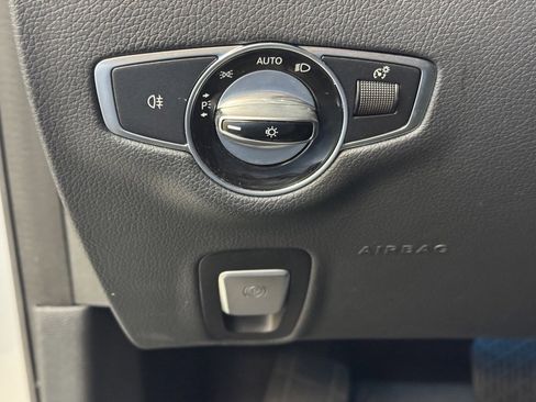 Used 2021 Mercedes-Benz E 350 4MATIC Sedan image 36