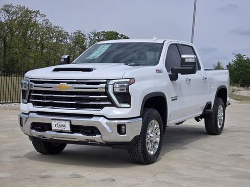 New 2026 Chevrolet Silverado 2500 LTZ w/ LTZ Premium Texas Edition AWD/4WD image 3