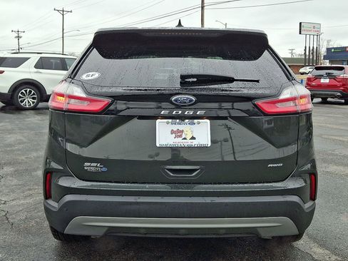 Certified 2022 Ford Edge SEL w/ Convenience Package AWD/4WD image 5