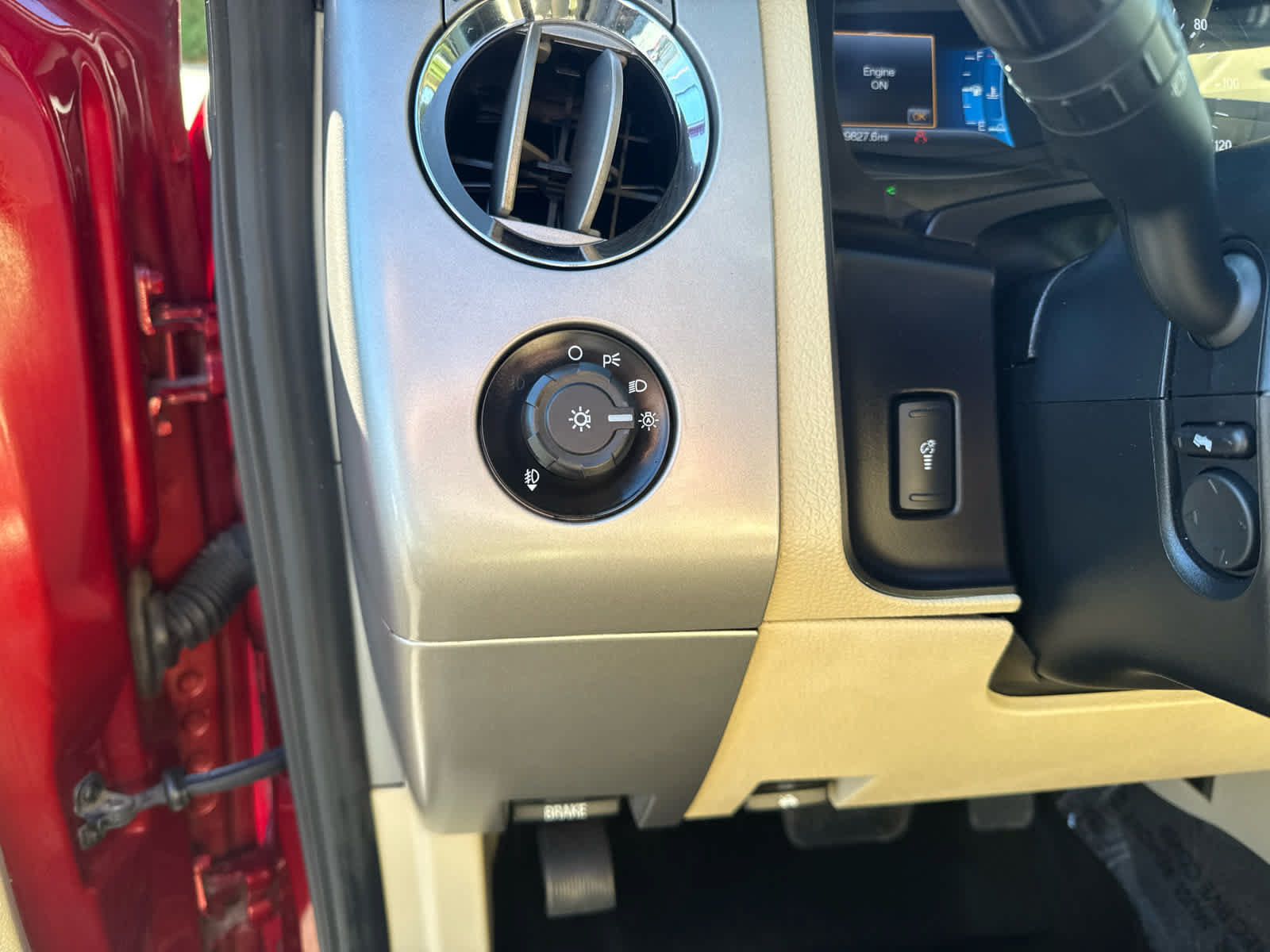Used 2016 Ford Expedition EL XLT w/ Equipment Group 202A AWD/4WD image 20
