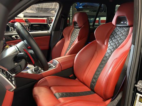 Used 2025 BMW X5 M Competition w/ Executive Package AWD/4WD image 14