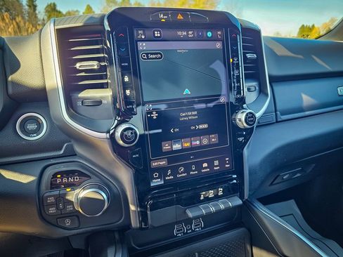 New 2026 RAM 1500 4x4 Crew Cab image 22