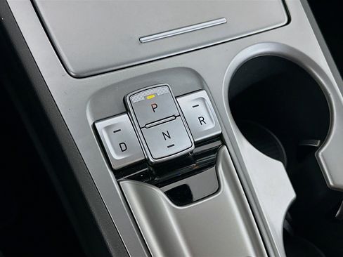 Used 2023 Hyundai Kona SE w/ Cargo Package image 23