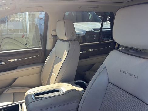 Used 2023 GMC Yukon Denali w/ Max Trailering Package image 14