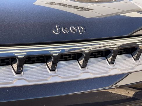New 2026 Jeep Grand Wagoneer L 4WD w/ HD Trailer Tow Package image 7