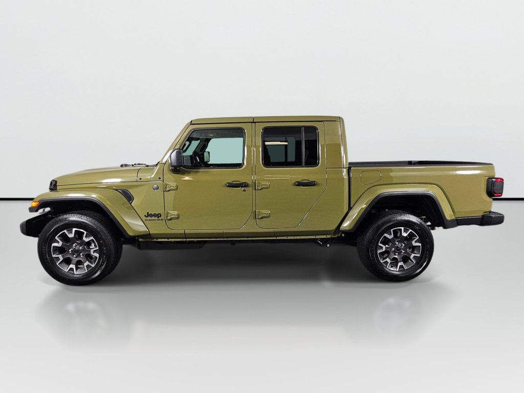 New 2026 Jeep Gladiator Sport AWD/4WD image 8