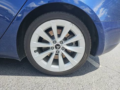 Used 2022 Tesla Model 3 RWD image 9