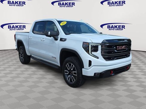 Used 2025 GMC Sierra 1500 AT4 w/ AT4 Premium Package AWD/4WD image 3