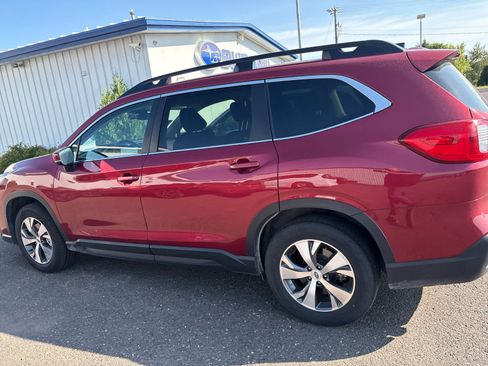 Used 2025 Subaru Ascent Premium AWD/4WD image 12