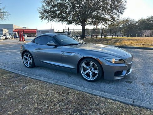 Used 2011 BMW Z4 sDrive35i image 7