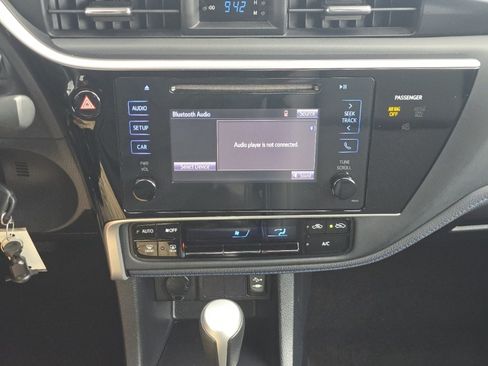 Used 2017 Toyota Corolla SE w/ Carpet Mat Package (TMS) FWD image 24