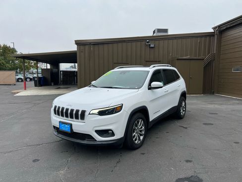 Used 2021 Jeep Cherokee Latitude Lux w/ Sun & Sound Group image 3