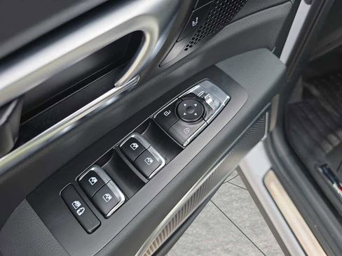 Used 2025 Kia Telluride SX X-Line image 17