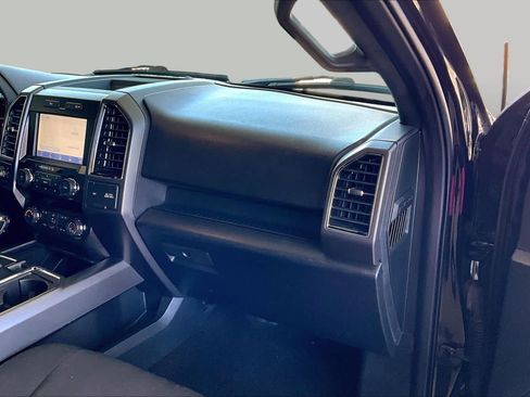 Used 2019 Ford F150 XLT w/ Equipment Group 302A Luxury AWD/4WD image 19