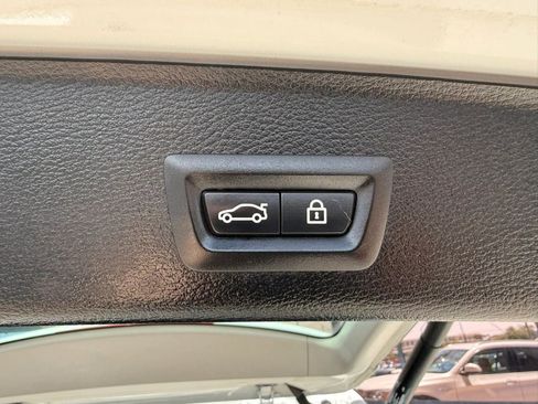 Used 2016 BMW X3 xDrive28i AWD/4WD image 33