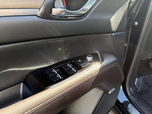 Used 2023 MAZDA CX-5 Signature image 17