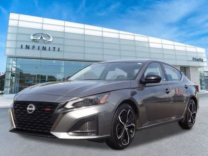 Used 2023 Nissan Altima 2.5 SR
