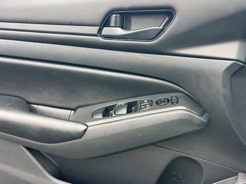 Certified 2025 Nissan Altima 2.5 S image 13