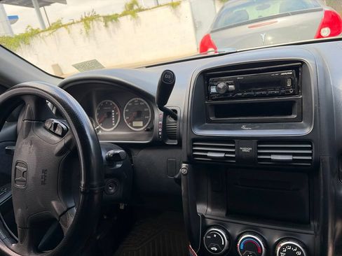 Used 2005 Honda CR-V LX image 33