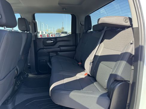 Used 2025 Chevrolet Silverado 1500 Custom image 29