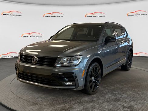 Used 2021 Volkswagen Tiguan SE R-Line AWD/4WD image 1