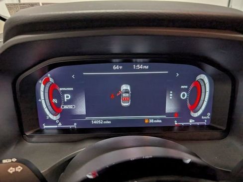 Used 2024 Nissan Rogue Platinum w/ Platinum Premium Package image 16