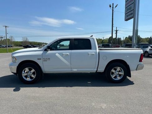 Used 2019 RAM 1500 Big Horn AWD/4WD image 2